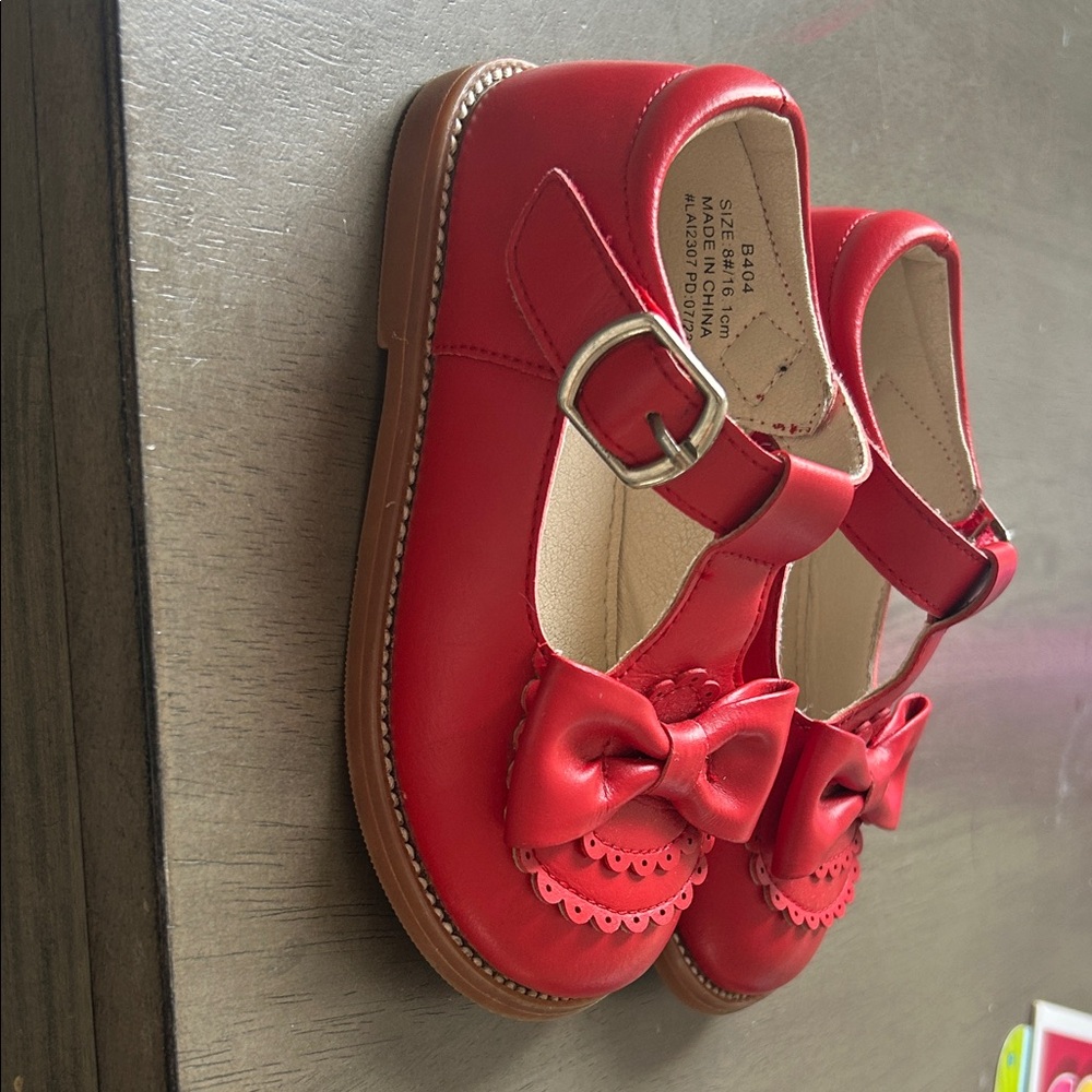 Red Kids Shoes with Bow - Picture 2 of 2